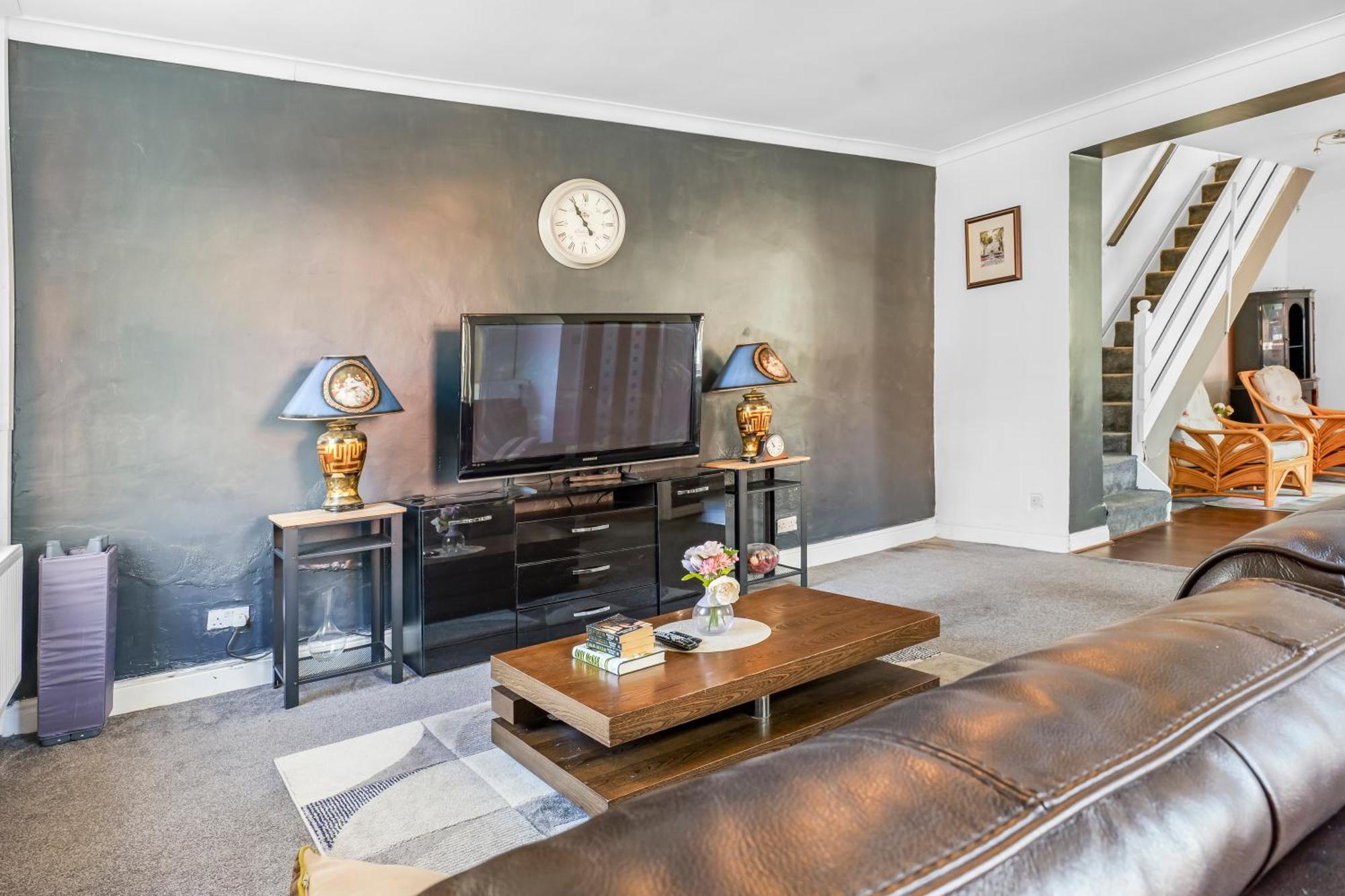 Rochdale 3 Bedroom House 2 Bath With Free Parking Sleeps 7 외부 사진